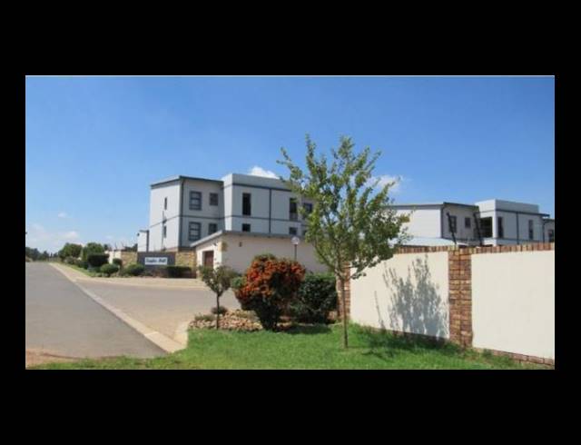 2 BEDROOM APARTMENT FOR SALE IN CRYSTAL PARK EXT 01